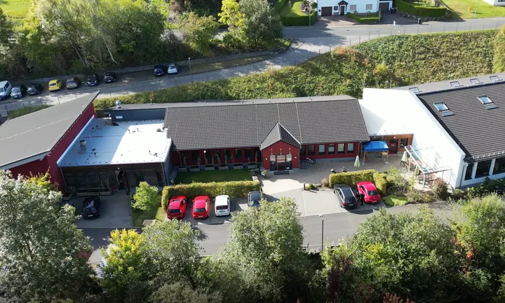 Drohnenaufnahme von der Reha Werkstatt Haiger